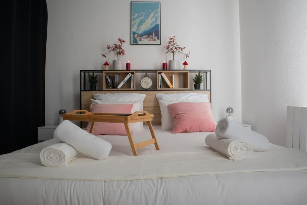 Luxury Apartment «Le Jurassien», Gex-Geneve Cessy Eksteriør bilde